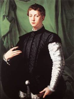 phassa:  Bronzino - Portrait of Ludovico Capponi  mano sinistra, l'unghia del pollice pare laccata