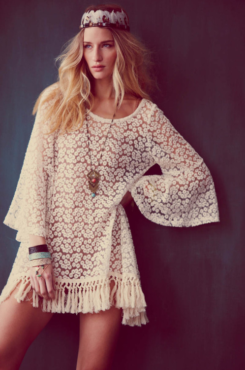 Linda Voijtova by Ana Palma for Free People &ldquo;Festival Fashion&rdquo; Lookbook