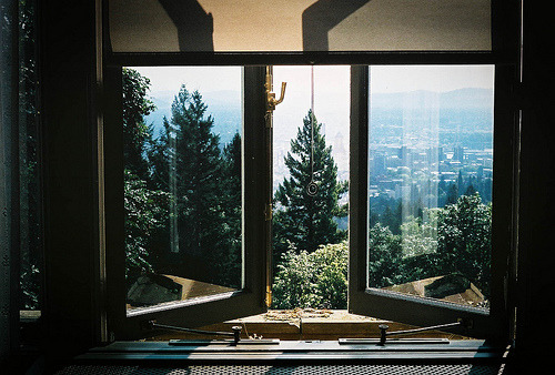crucium:  let in some air (by emibot) 