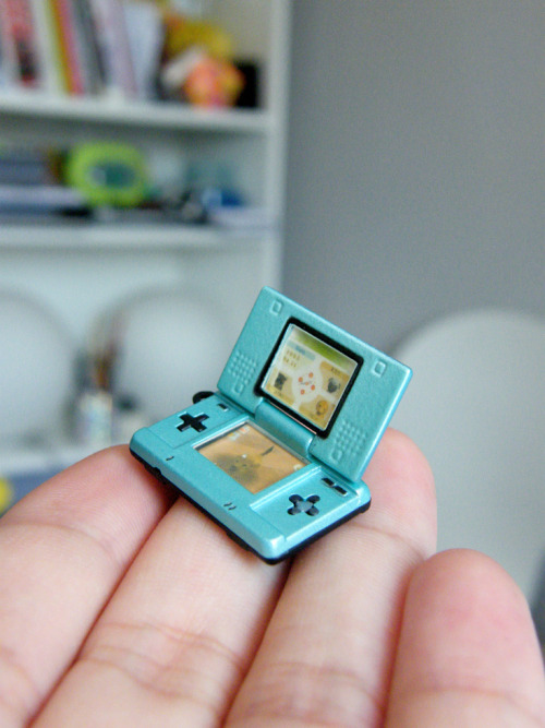 f-unk-y:  sad-face:  casker:  I FIND SUCH ENORMOUS JOY IN MINIATURE THINGS  TINY THINGS!!!  oh my 