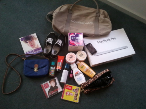t1ger-li0ns:  MASSIVE GIVEAWAY!!! Rules: you have to be following t1gerli0ns only reblogs, no likes.