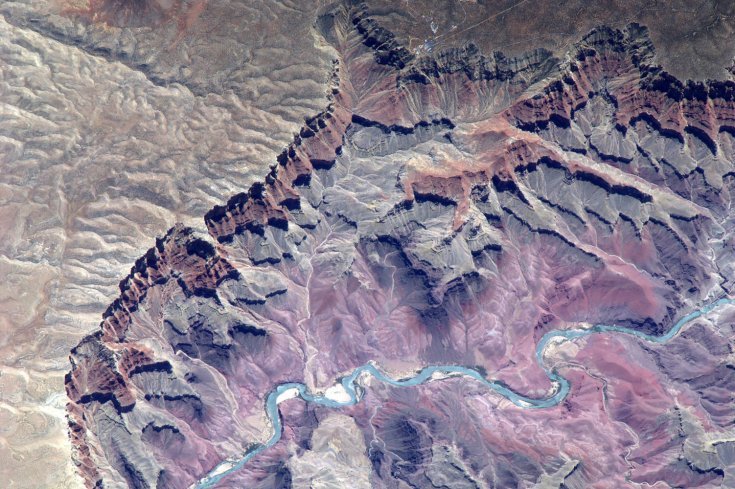 expose-the-light:  Our Beautiful Planet: Images from Space by an Astronaut Photographer