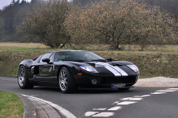 automotivated:  Ford GT. (by Bjorn van Es)