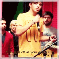 sykescupoftea:  lmfao Nayf 