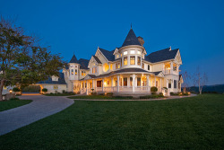 Possibly my dream house. Doesn&rsquo;t have to be that big but I certainly want a porch and all that!