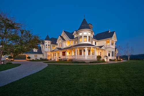 Possibly my dream house. Doesn’t have to be that big but I certainly want a porch and all that!