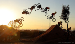 melbourne needs a dirtjumping scene! :( come on councils, I&rsquo;ll even build it if I have too!