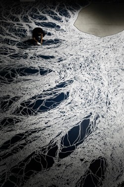 bandtshirt: Motoi Yamamoto is fascinated by the interconnectedness of living things and salt’s literal and symbolic role in the pattern of life and death. He creates stunning labyrinths, tunnels and abandoned staircases out of salt.  After he finishes