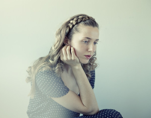 DIY Dutch Braid Tiara Hairstyle. Really lovely. Tutorial from Ulicam here.