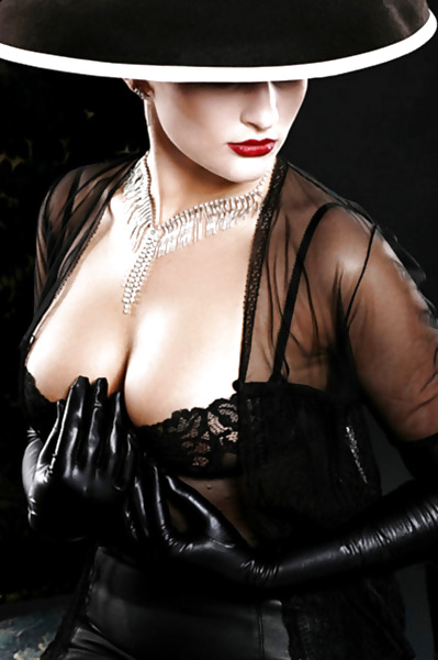 lesbilicious:  Last night I dreamt that I was in Manderlay again
