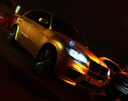 visualcocaine:  BMW X5M X Satin Gold.