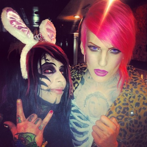 JEFFREE STAR - official, bitch