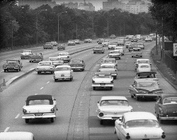 fuckyeahvintage-retro:  Chicago, 1960 