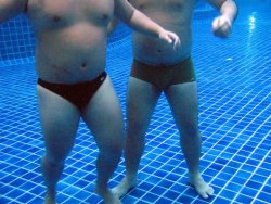 speedochubby:  Six feet under 