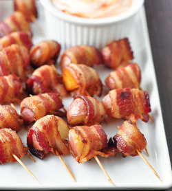 the-absolute-best-posts:  gastrogirl: bacon-wrapped