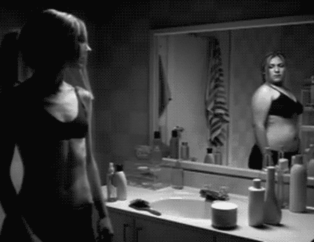 sexo-de-madrugada:  Ei garota, você mesma que se olha no espelho e não se sente
