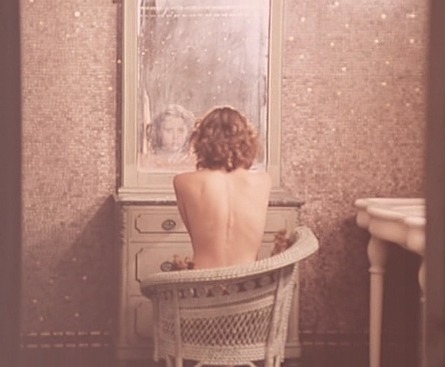 forget-them-wendy:Sylvia Kristel dans Alice ou la dernière fugue de Claude Chabrol.