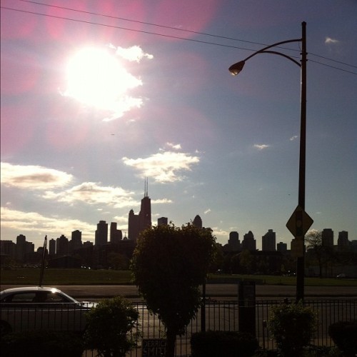 “and the sunlight hurts my eyes” #morning #sunlight #chicago (Taken with instagram)