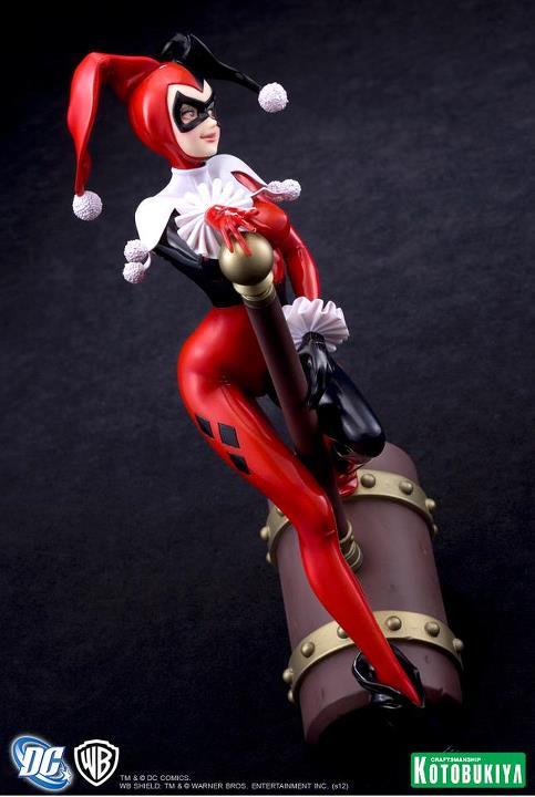 harleyqlove:  blithefool:  enasnivolz:  sparrow626:  dcplanet:  DC Comics Harley