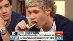 sxcstyles:  niall trying vegemite oh my god bless him 