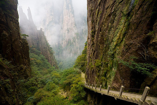 bluepueblo:   Mountain Trail, China photo via besttravelphotos  