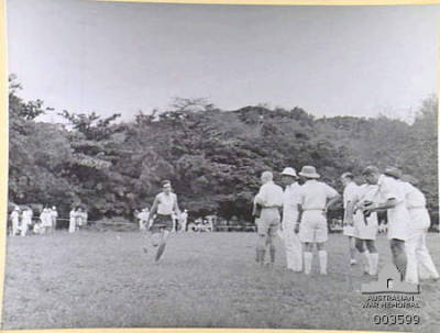 1940-02-25. PORT MORESBY - FINISH OF 880 YARDS’ RACE A.A.C. SPORTS.