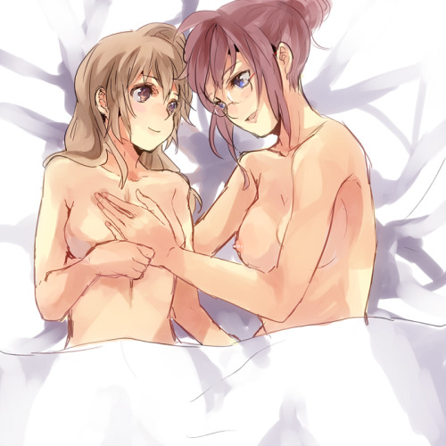 natsukipostthings:  Time for lesbians because I love to yank people’s emotions around-one moment I’m