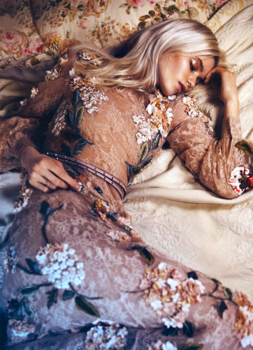 Abbey Lee Kershaw by Lachlan Bailey for Vogue China (May 2012) Editorial: Bloom Forth