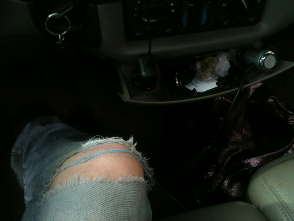 nuclearharvest:  I don’t think I have a pair of jeans without a hole in the knees