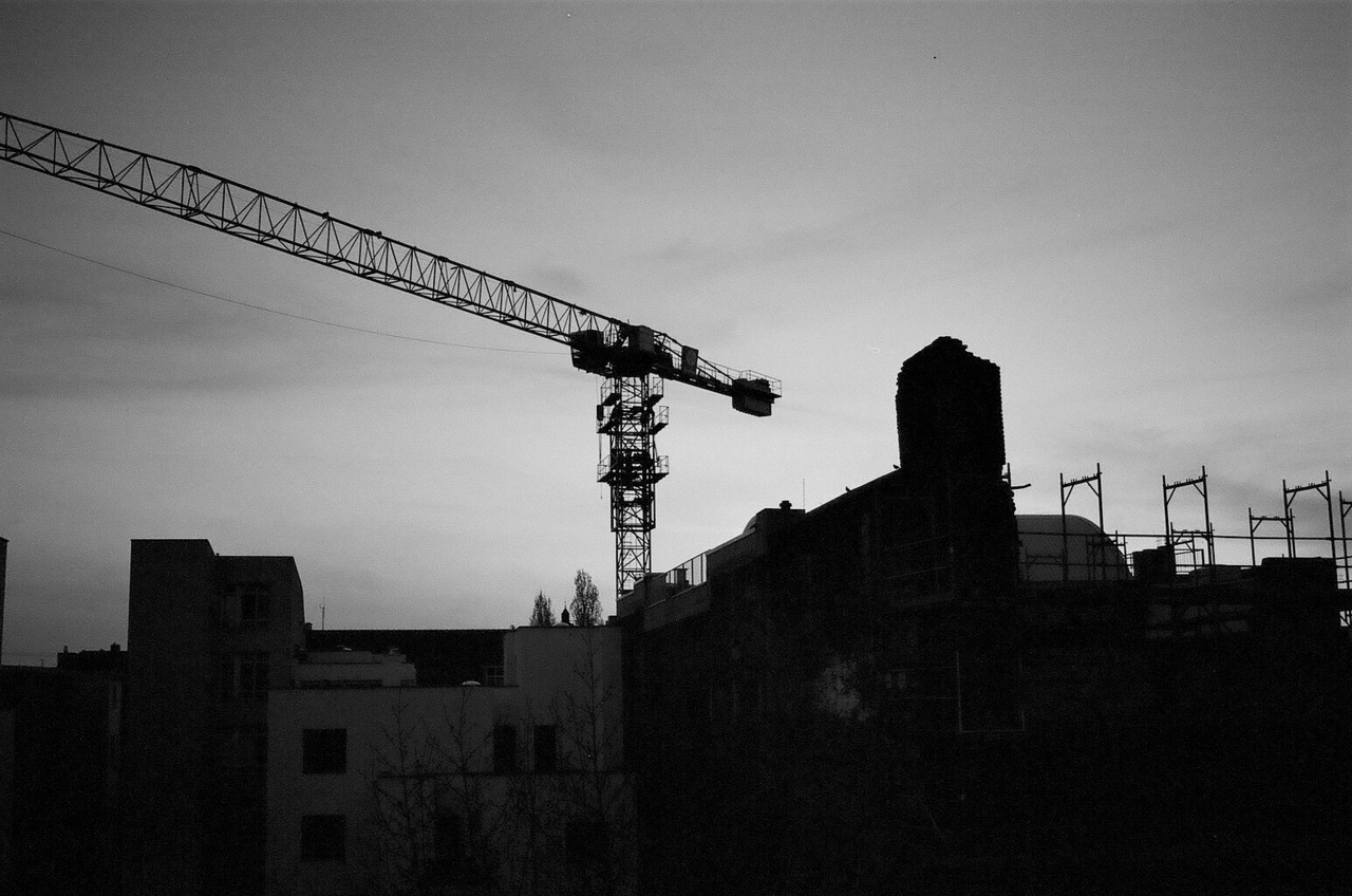 roybusch-photography:  Analogue Series Taken With Canon EOS 50e and Ilford Delta