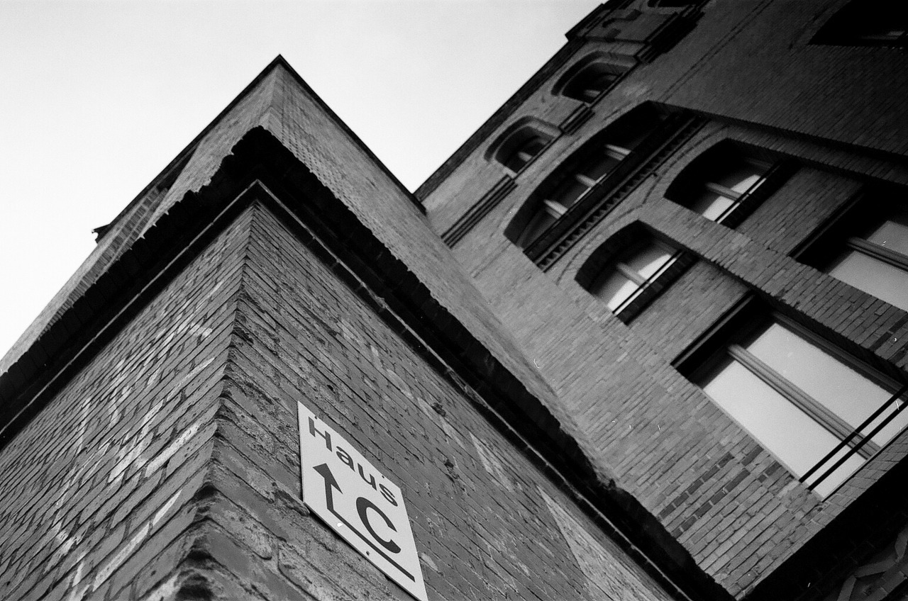 roybusch-photography:  Analogue Series Taken With Canon EOS 50e and Ilford Delta