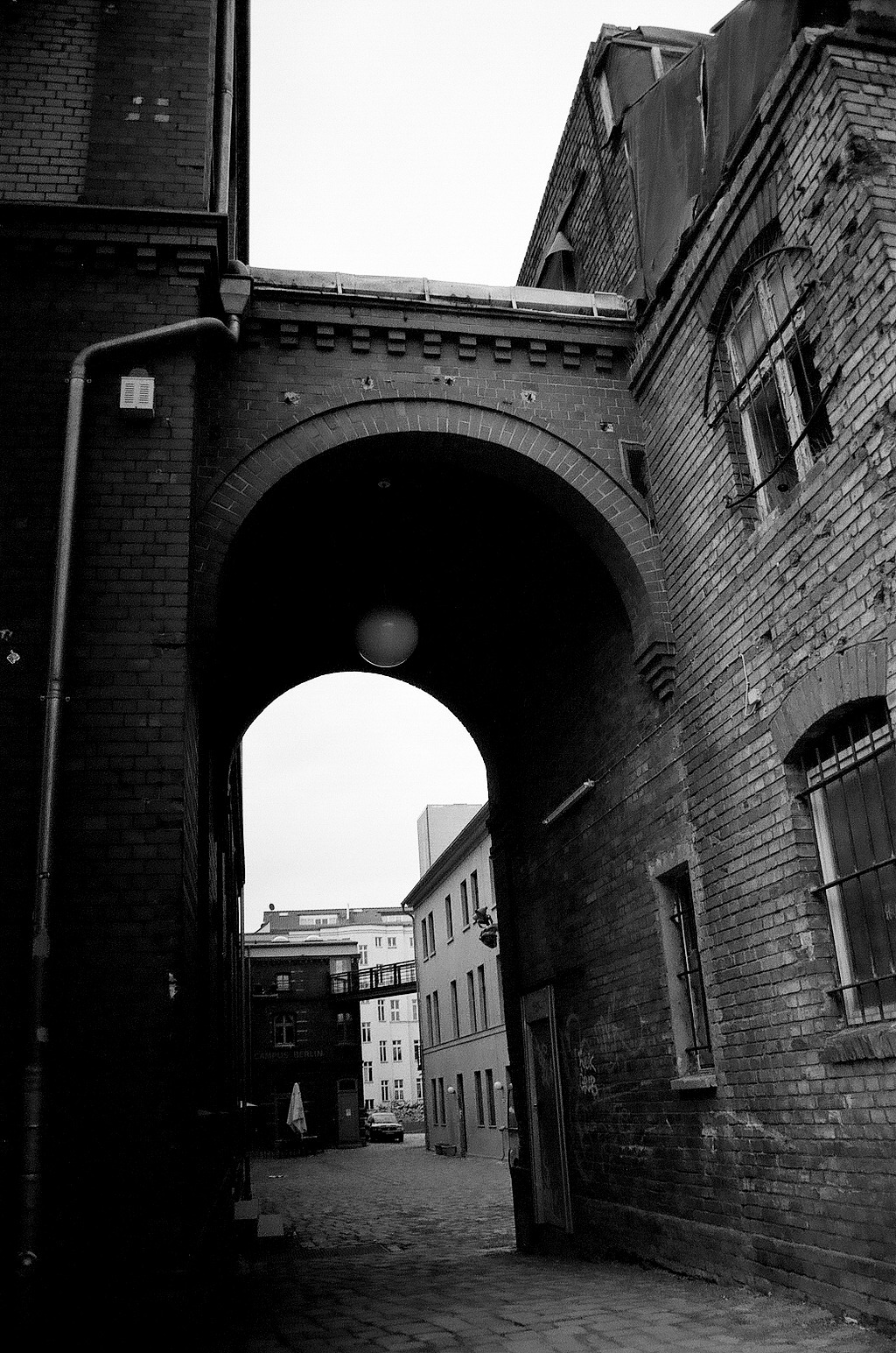 roybusch-photography:  Analogue Series Taken With Canon EOS 50e and Ilford Delta