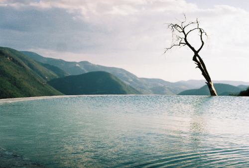 Hierve el Agua by blaueturnschuhe on Flickr.