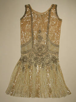 omgthatdress:  Dress 1926 The Metropolitan Museum of Art 