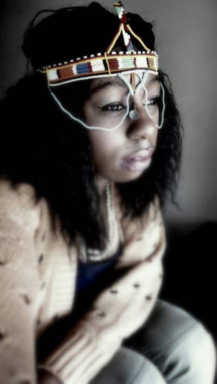 darkskinnedblackbeauty:  http://sincerelyquelly.tumblr.com/ 