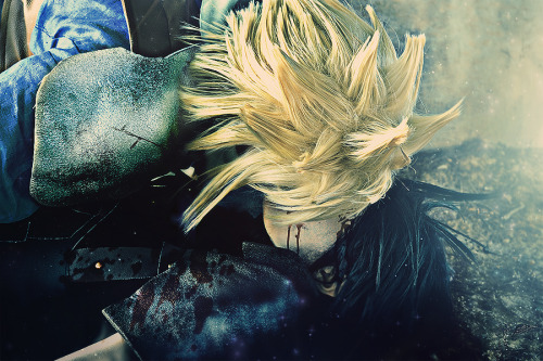 XXX yaoiholics:  ♚Zack Fair&Cloud Strife. photo