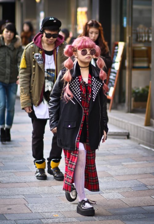 hipsterloli: hey,Tokyo Fashion´s facebook just shared this.  just wanted to show you baka