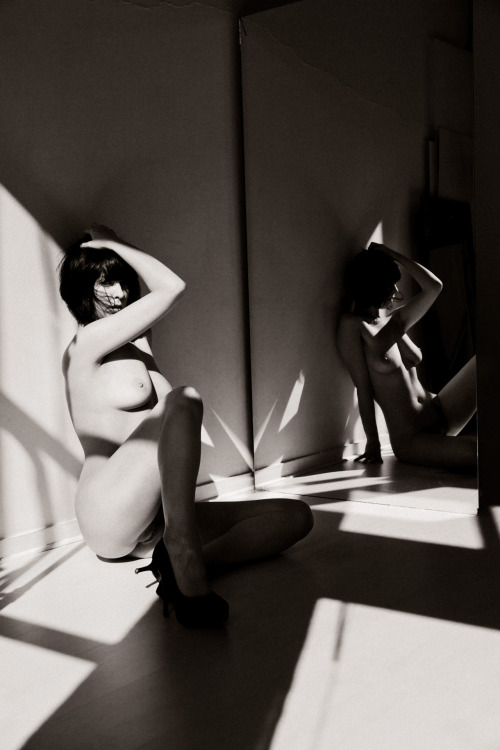 iammyownwoman:  A couple by the wonderfully amazing Neil Snape, who I worked with during my trip to 