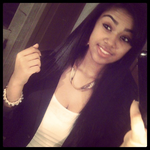 hellyeahprettygirlss:  http://aqueensjourney.tumblr.com/ https://twitter.com/#!/btwimTATY_