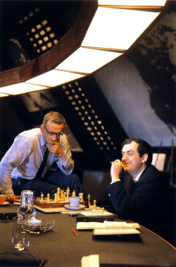  George C. Scott and Stanley Kubrick playing chess on the set of Dr. Strangelove. Scott had an extremely volatile personality (he was renowned for bar brawls and heavy drinking) and Kubrick played chess with him between takes in order to ”tame him”.