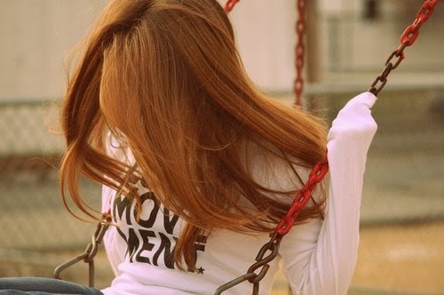 she-dream-the-paradise:  Em dias em que você esta mal, você descobre quem realmente se importa com você.                 -Gossip Girl 