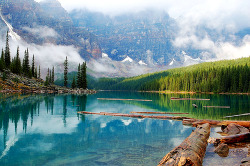 bluepueblo:  Mountain Lake, Alberta, Canada photo by jesus  Seriously, Canada, why&rsquo;ve I never been in you.