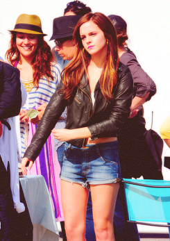 catboogers:  cosmocrat-:  wow i cant believe thats emma  She looks like a really