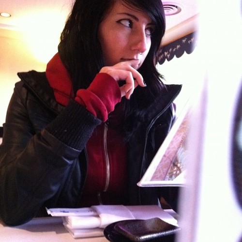 femaleboner:  titbook:  Creepin on a creeper  (Taken with instagram)   My babes a creep x.x