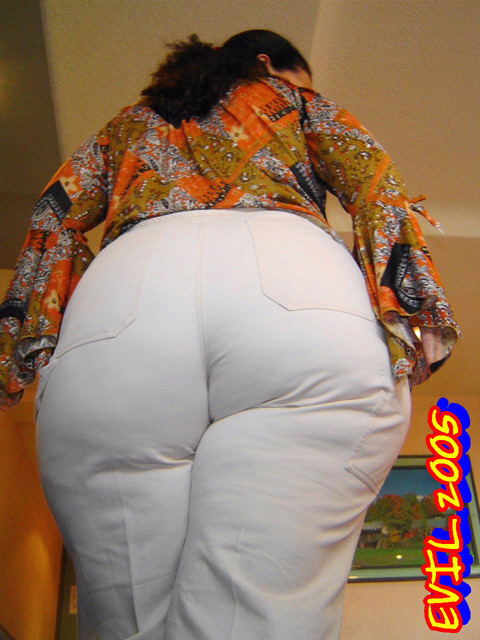 swerve2thecurve:  cellulitelover:  Ann       (via TumbleOn)