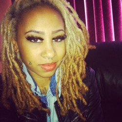 notyourdarling:  pullmydreads:  loctician &amp; fellow dreadhead. twitter.com/creationz_monae  love her dreads. 