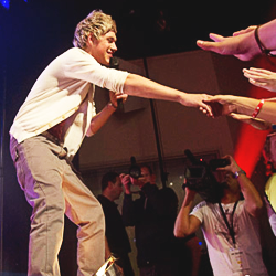 theregattascene:  Niall at the Hot 30 Show