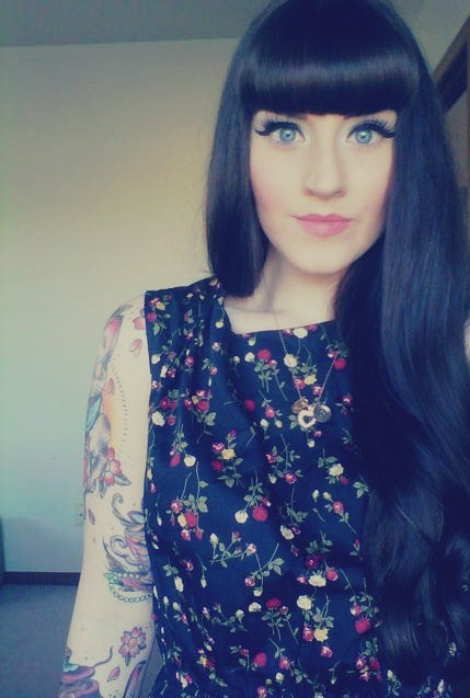 thrintagecats:  wore this to go visit with my grandma yesterday… mom nark’d me