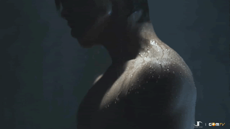 unpleasantlypleasant:  That shower is spacious… I am so ready.  ASDFGHJKL&hellip; 