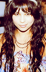  Zoë  Kravitz = beautiful :)